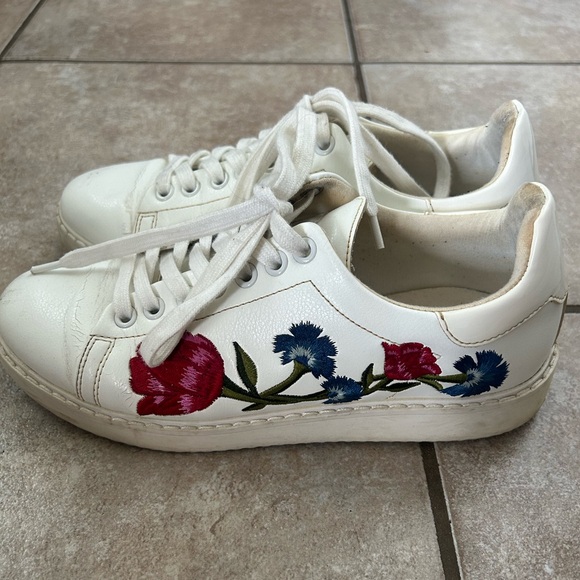 ALDO Sneakers - Picture 7 of 8